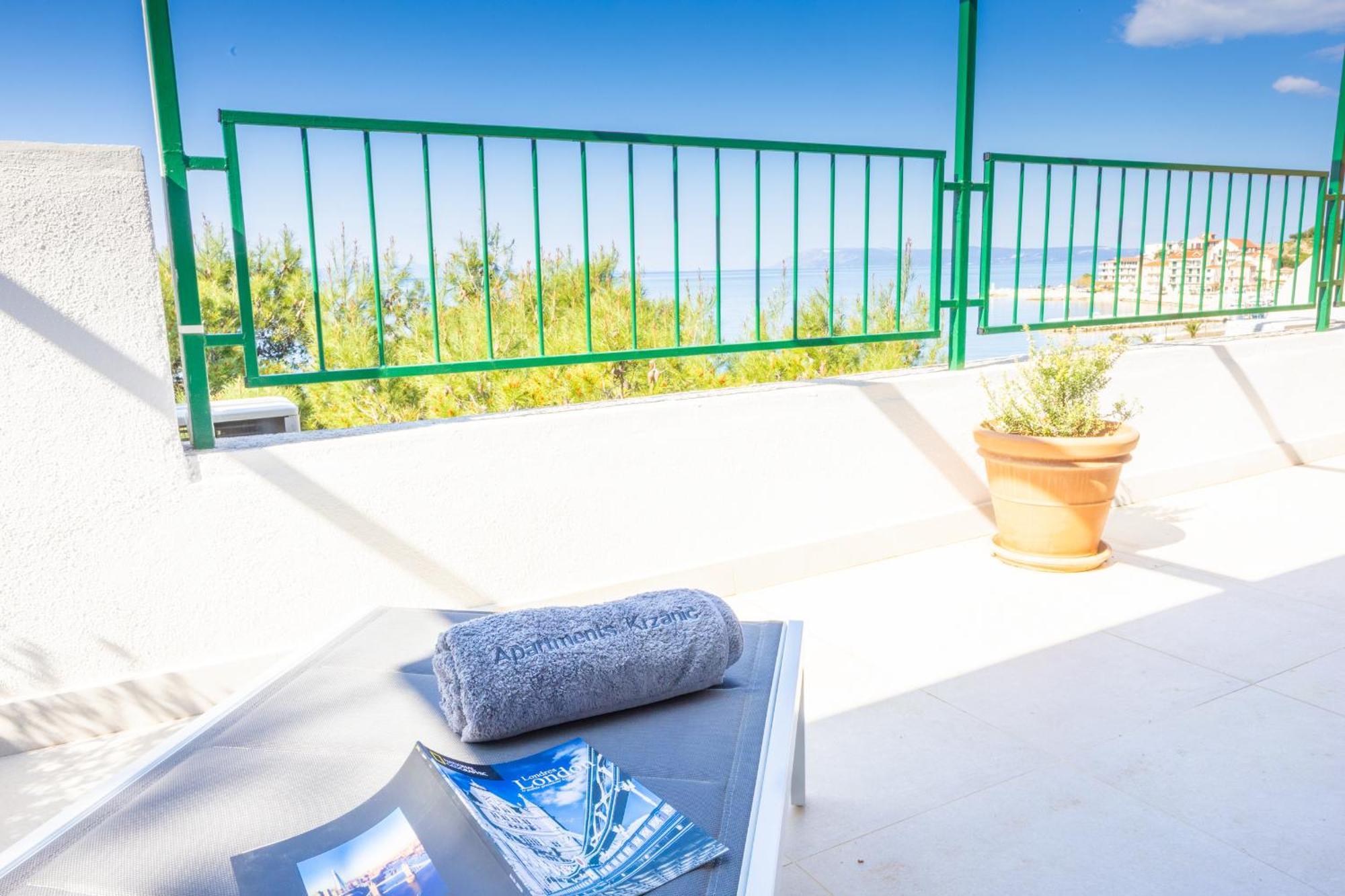 Apartments Krzanic Podgora Exterior photo